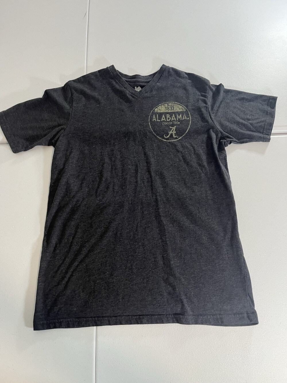 Alabama Crimson T Life Knight Apparel T Shirt Size M Mens Short Sleeve Gray